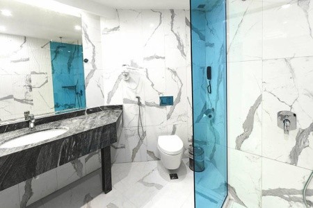 Best Western Plus Premium Inn & Casino - 18