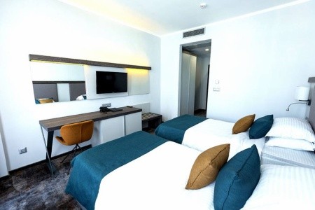 Best Western Plus Premium Inn & Casino - 19