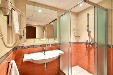 Estreya Palace & Residence - 28