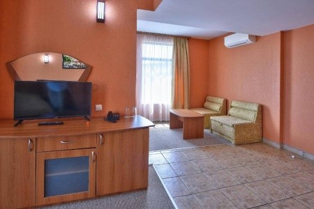 Estreya Palace & Residence - 35