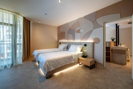 Zenith (Ex.marlin Beach) - 19