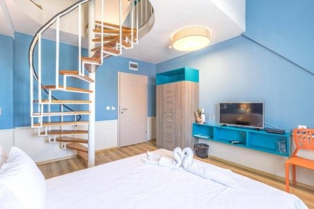 Boulevard Boutique - 19