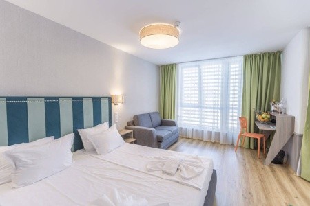 Boulevard Boutique - 25