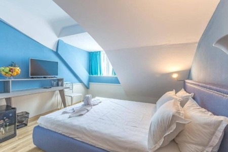 Boulevard Boutique - 26