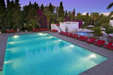 The Orangers Beach Resort & Bungalows - 19