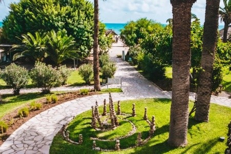 The Orangers Beach Resort & Bungalows - 21