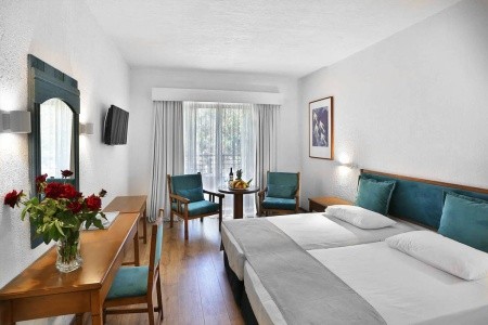 Paphos Gardens Holiday Resort - 26