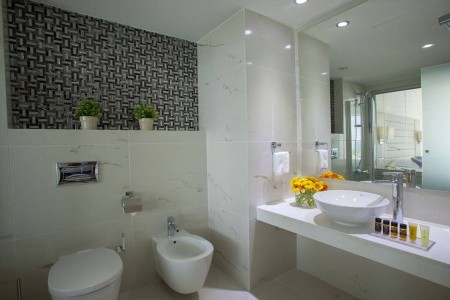 King Evelthon Beach Hotel And Resort - 49