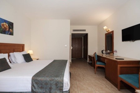 Sunrise Riviera Aqua Park Resort (Ex. Hawaii Riviera Resort; Ex. Festival Riviera) - 35