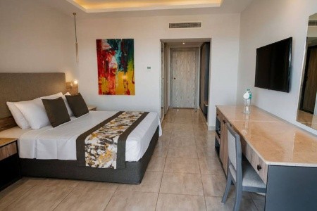 Long Beach Resort - 71