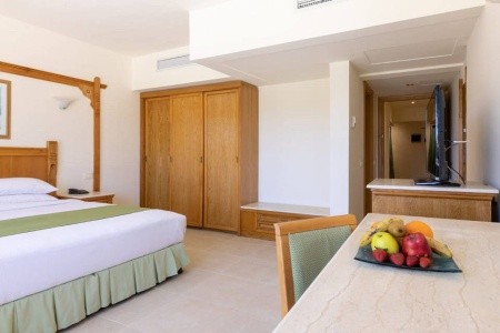 Long Beach Resort - 79