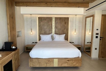 Grécko Kréta The Noverian Antama, Organic Beach Resort Chania 8 dňový pobyt Polpenzia Letecky Letisko: Praha July 2026 (29/07/26- 5/08/26)