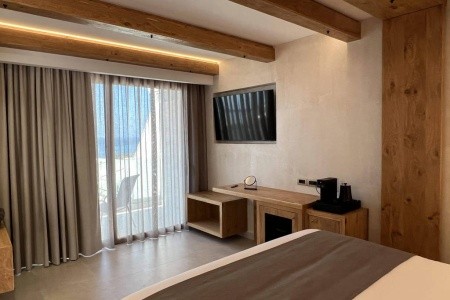 Grécko Kréta The Noverian Antama, Organic Beach Resort Chania 8 dňový pobyt Polpenzia Letecky Letisko: Praha July 2026 (29/07/26- 5/08/26)