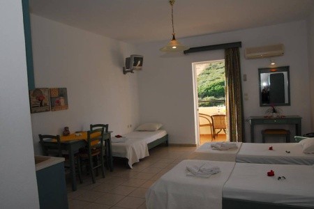 Elpis Studios & Apts - 16