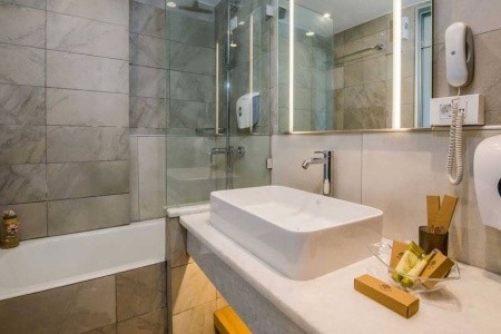 Kiani Beach Resort - 42