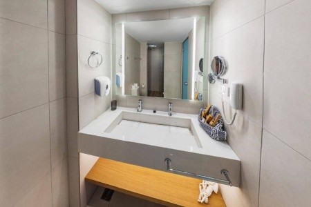 Kiani Beach Resort - 54