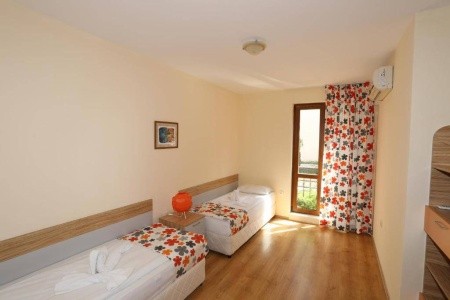 Galeria (Obzor) - 21