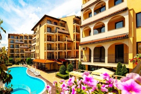 Aparthotel Rose Village - 12