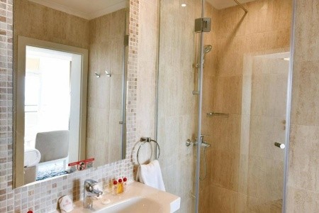 Europe & Casino - 30