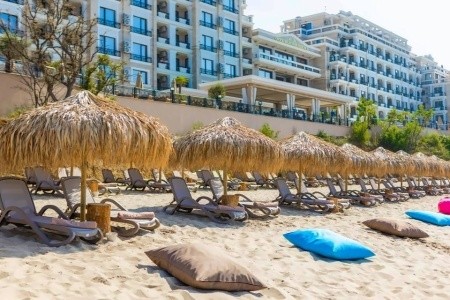 Onyx Beach Residence - 15