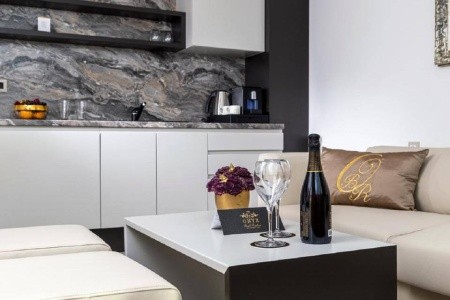 Onyx Beach Residence - 23