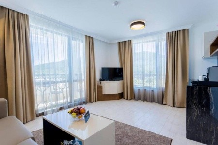 Onyx Beach Residence - 31