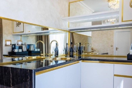 Onyx Beach Residence - 37