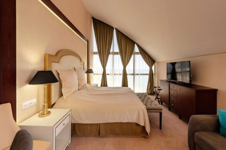 Imperial Palace (Ex. Victoria Palace) - 66