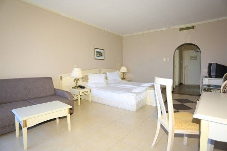 Imperial Palace (Ex. Victoria Palace) - 74