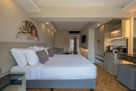 Club Turan Prince World - 80