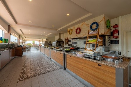 Club Turan Prince World - 100