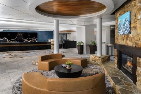 Hilton Whistler Resort & Spa - 4