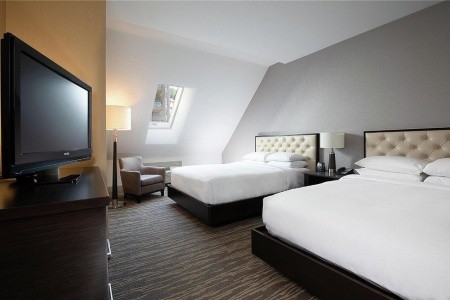 Hilton Whistler Resort & Spa - 6