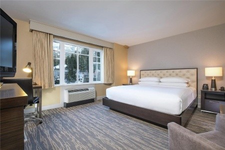 Hilton Whistler Resort & Spa - 7