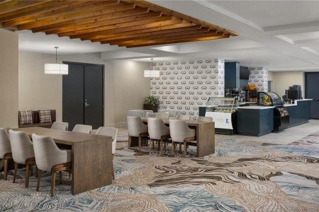 Hilton Whistler Resort & Spa - 17