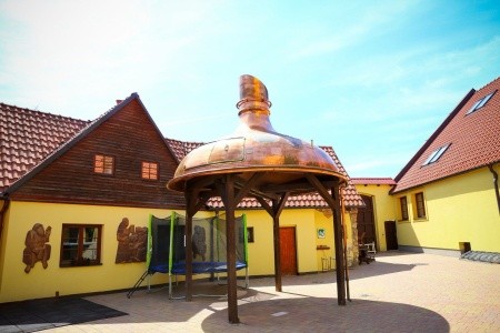 Česká republika Južná Morava Sladovna (Černá Hora) 3 dňový pobyt Podľa programu Vlastná April 2026 ( 6/04/26- 8/04/26)