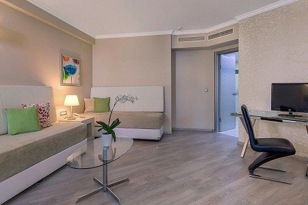 Atrium Platinum Resort Hotel & Spa - 28