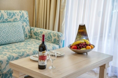 Turecko Kemer Marti Myra 10 dňový pobyt Ultra All inclusive Letecky Letisko: Viedeň April 2026 (20/04/26-29/04/26)