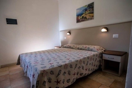 Camping Bella Italia (Peschiera Del Garda) - 7