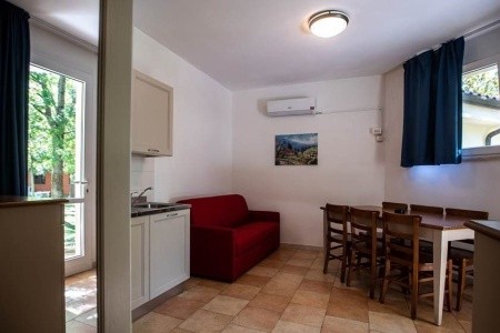 Camping Bella Italia (Peschiera Del Garda) - 9