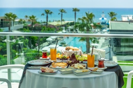 Turecko Turecká riviéra White City Resort 9 dňový pobyt Ultra All inclusive Letecky Letisko: Praha July 2026 (20/07/26-28/07/26)