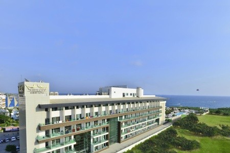 Turecko Turecká riviéra White City Resort 9 dňový pobyt Ultra All inclusive Letecky Letisko: Praha July 2026 (20/07/26-28/07/26)