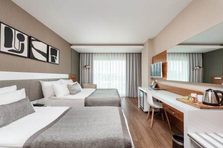 Turecko Turecká riviéra White City Resort 9 dňový pobyt Ultra All inclusive Letecky Letisko: Praha July 2026 (20/07/26-28/07/26)