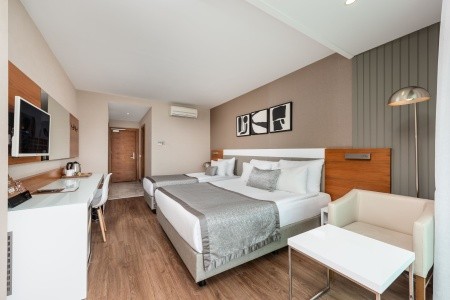 Turecko Turecká riviéra White City Resort 9 dňový pobyt Ultra All inclusive Letecky Letisko: Praha July 2026 (20/07/26-28/07/26)