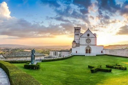 Umbria - potulky srdcom Talianska, Gubbio, Assisi, národný park Marmore, Civita di Bagnoregio, vodopády Marmore, Orvieto, Perugia