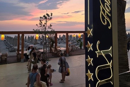 Albánie, Durrës, Amr, za <span>16.990</span> Kč