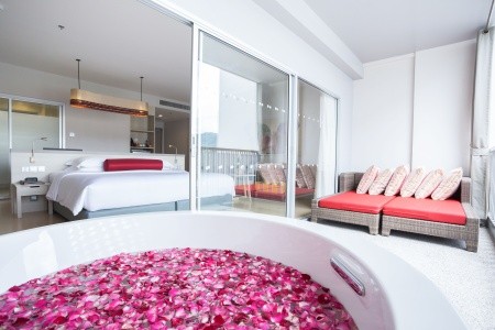 Ramada By Wyndham Phuket Deevana - 20