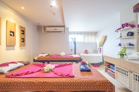 Ramada By Wyndham Phuket Deevana - 53