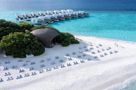Dhigali Maldives Island Resort