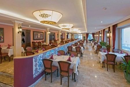 Antique Roman Palace - 8